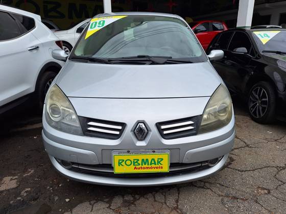 RENAULT GRAND SCÉNIC 2.0 DYNAMIQUE 16V GASOLINA 4P AUTOMÁTICO RENAULT GRAND SCÉNIC 2.0 DYNAMIQUE 16V GASOLINA 4P AUTOMÁTICO